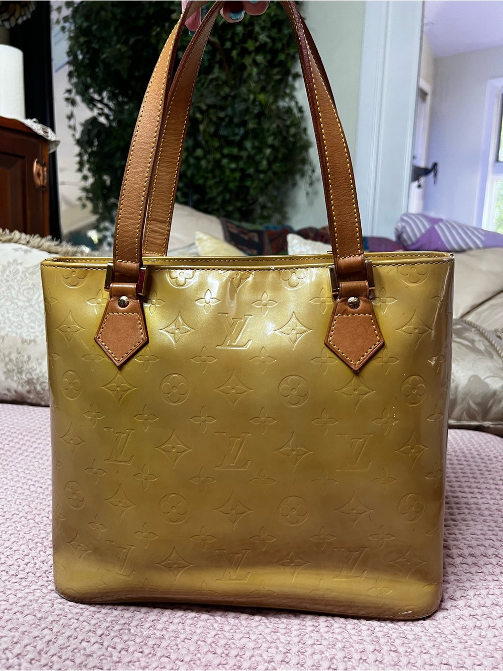 Louis Vuitton Monogram Vernis Houston Tote Bronze M91122 Dust Bag
